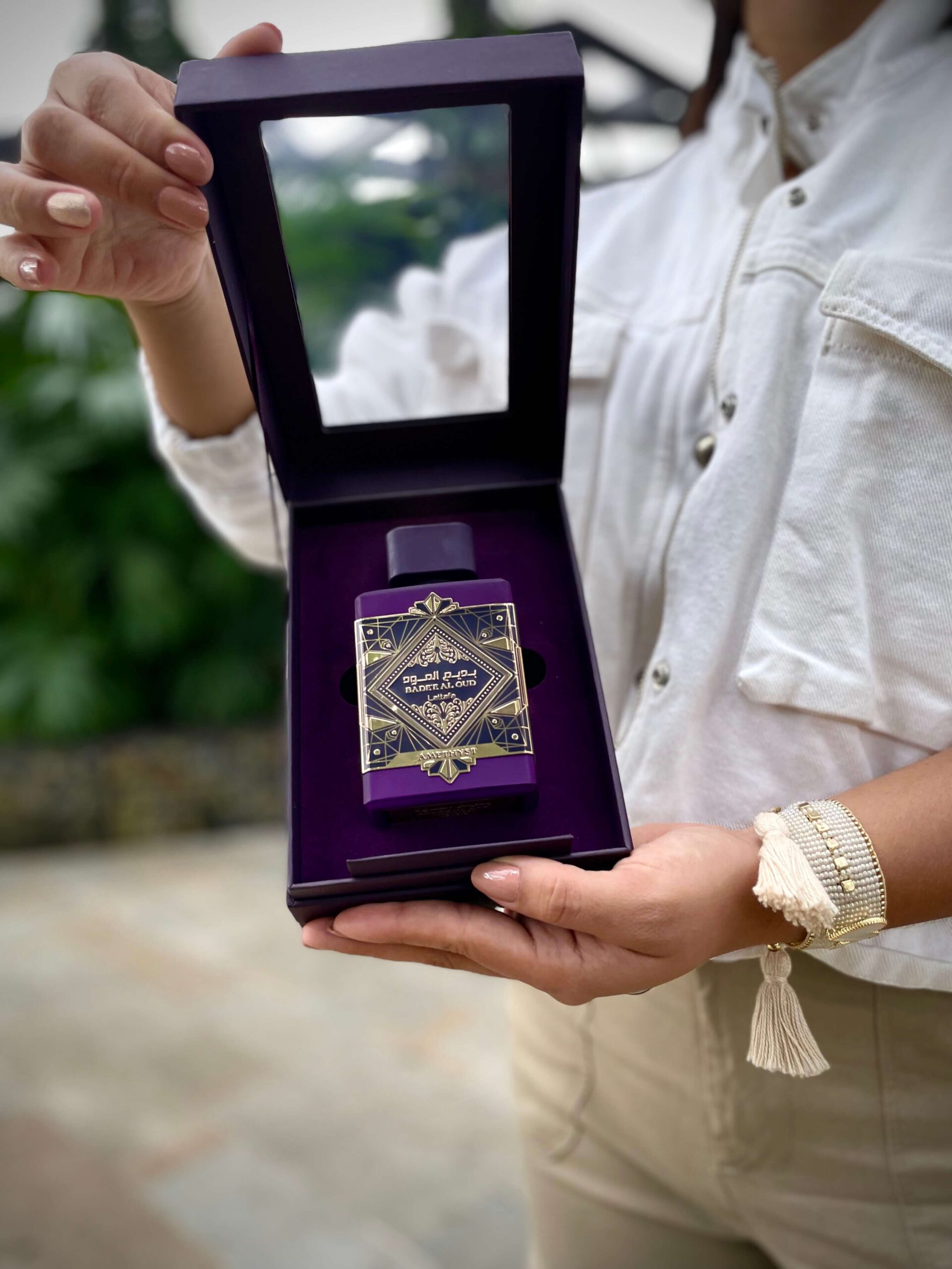 Perfume Lattafa Badee Al Oud Amethyst hombre mujer Eau de Parfum floral ambarado sofisticado